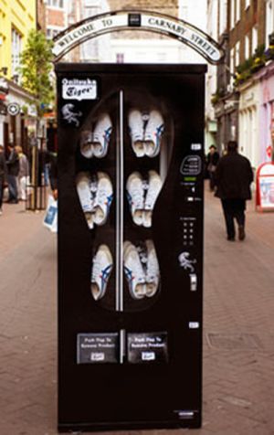 shoe vending machine att end of post